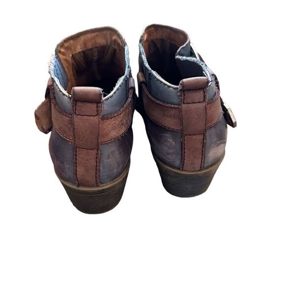 Maya Selma navy leather and brown booties - Picture 4 of 8